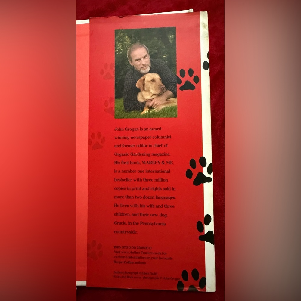 HARDBACK MARLEY AND ME BOOK NO CREASES FLAWS OR WRITING PERFECT WITH PICTURES! 🐕 - Picture 5 of 13